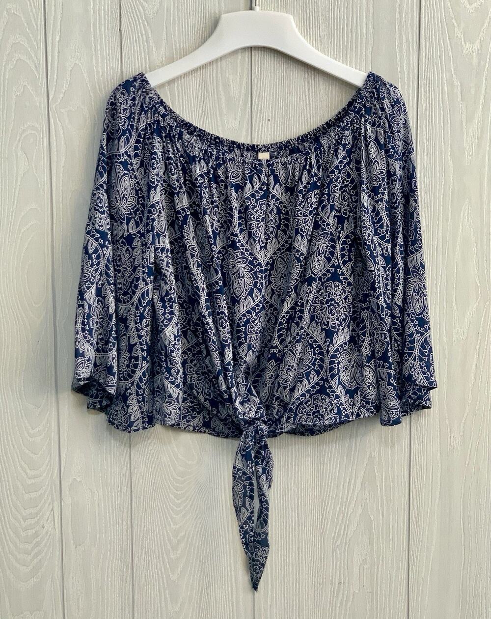 Elan Navy Blue Bandana Print 3/4 Sleeve Tie Front Top Medium NWT